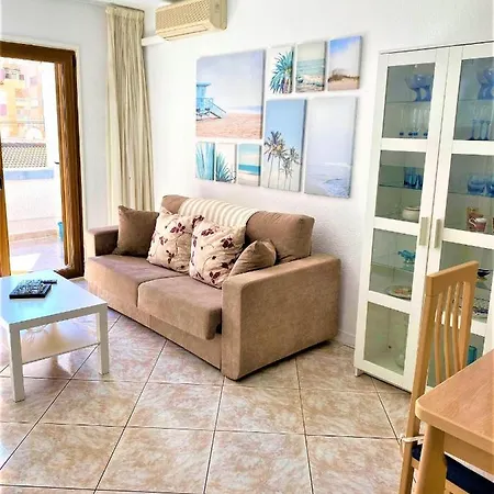 Cosy Near Apartment