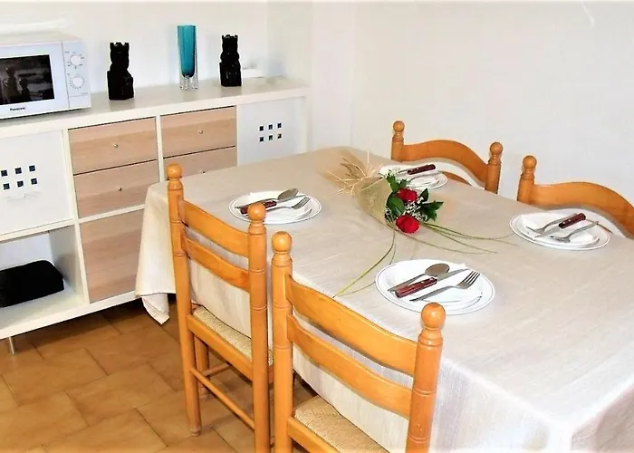 Διαμέρισμα Cosy Near