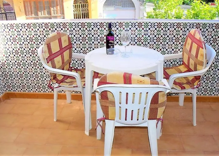 Cosy Near Διαμέρισμα