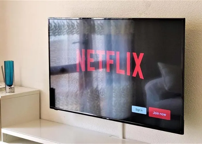 Διαμέρισμα Cosy Near *