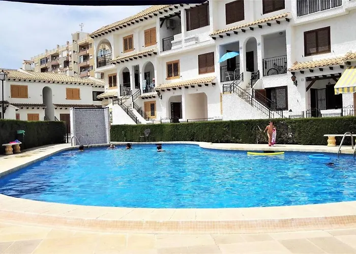 Cosy Near Διαμέρισμα