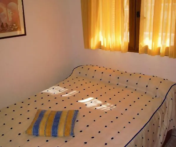 Cosy Near Apartment *